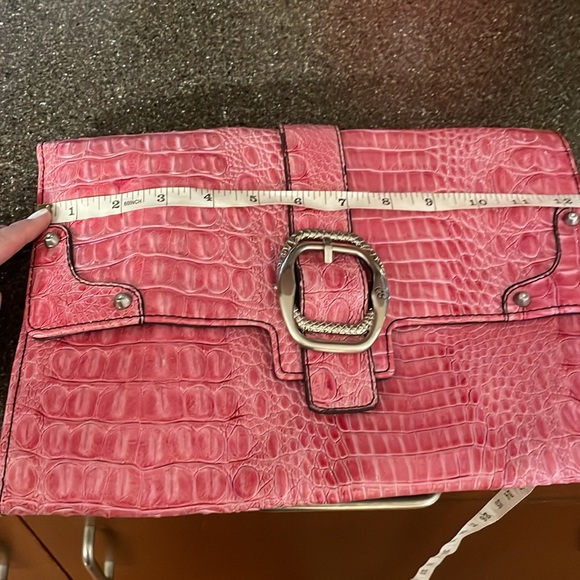 Jessica Simpson Pink Crocodile Pattern Clutch - Picture 4 of 5